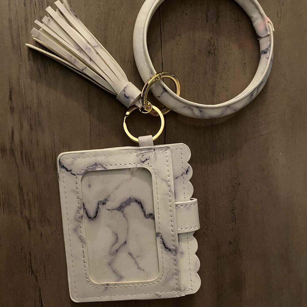Wristlet